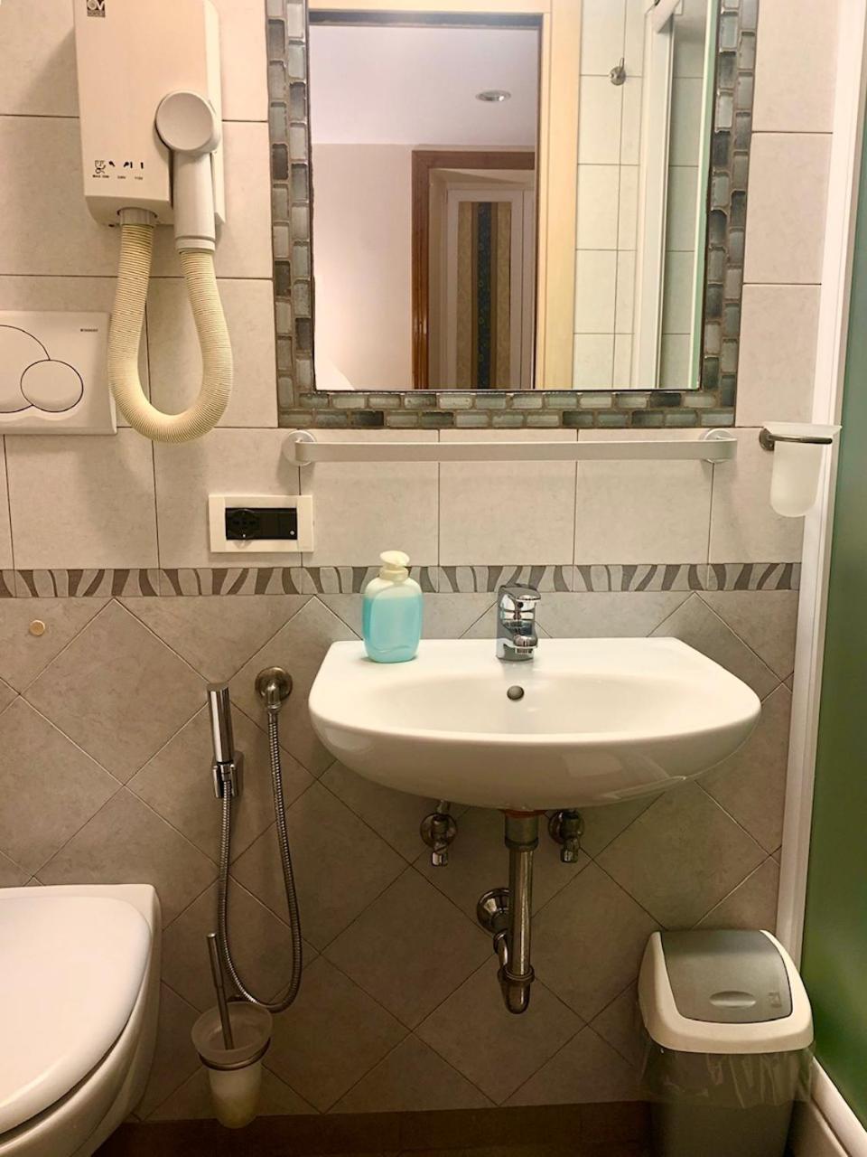 Optimus B&B Rom Zimmer foto