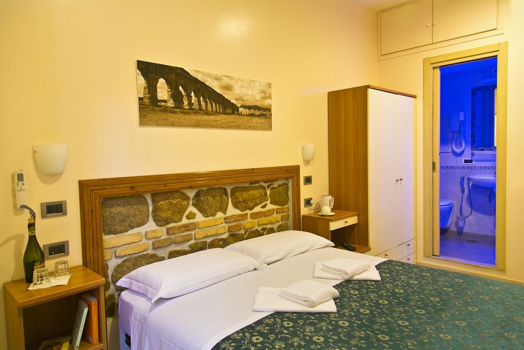 Optimus B&B Rom Zimmer foto